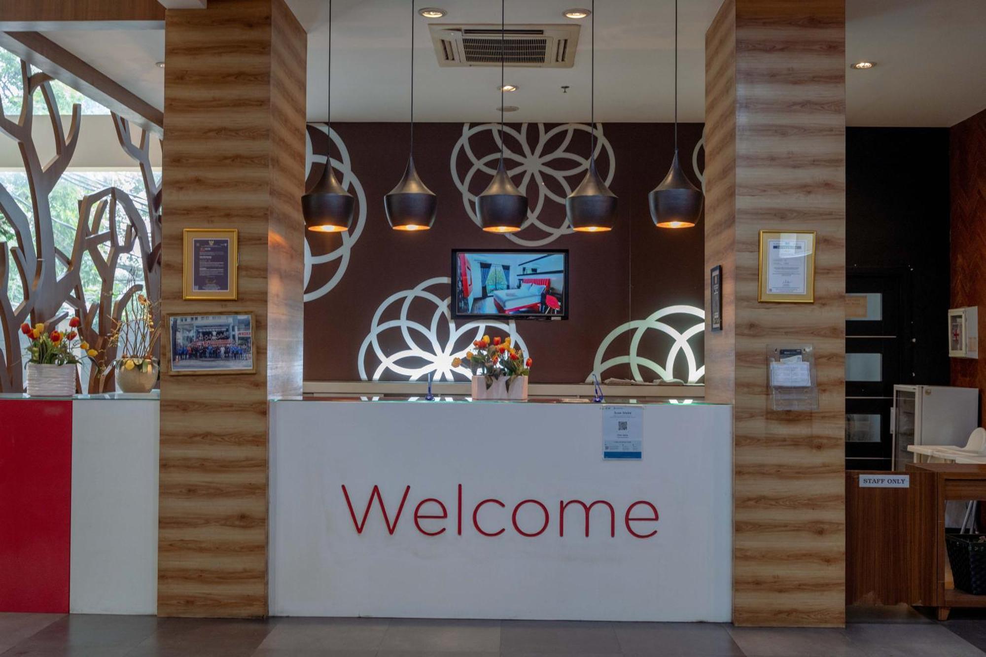 Kalya Hotel Bandung Dago Kültér fotó